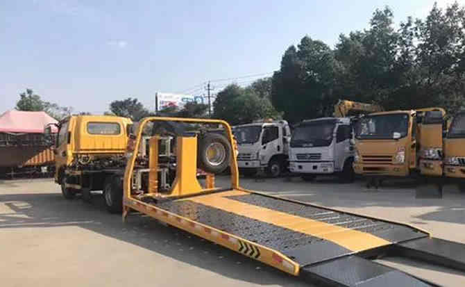 细河区汽车中途维修案例